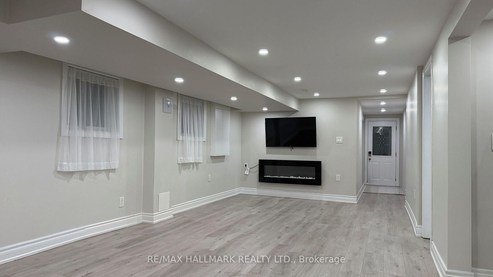 Property Photo:  76 Clancy Drive Basement  ON M2J 2V8 