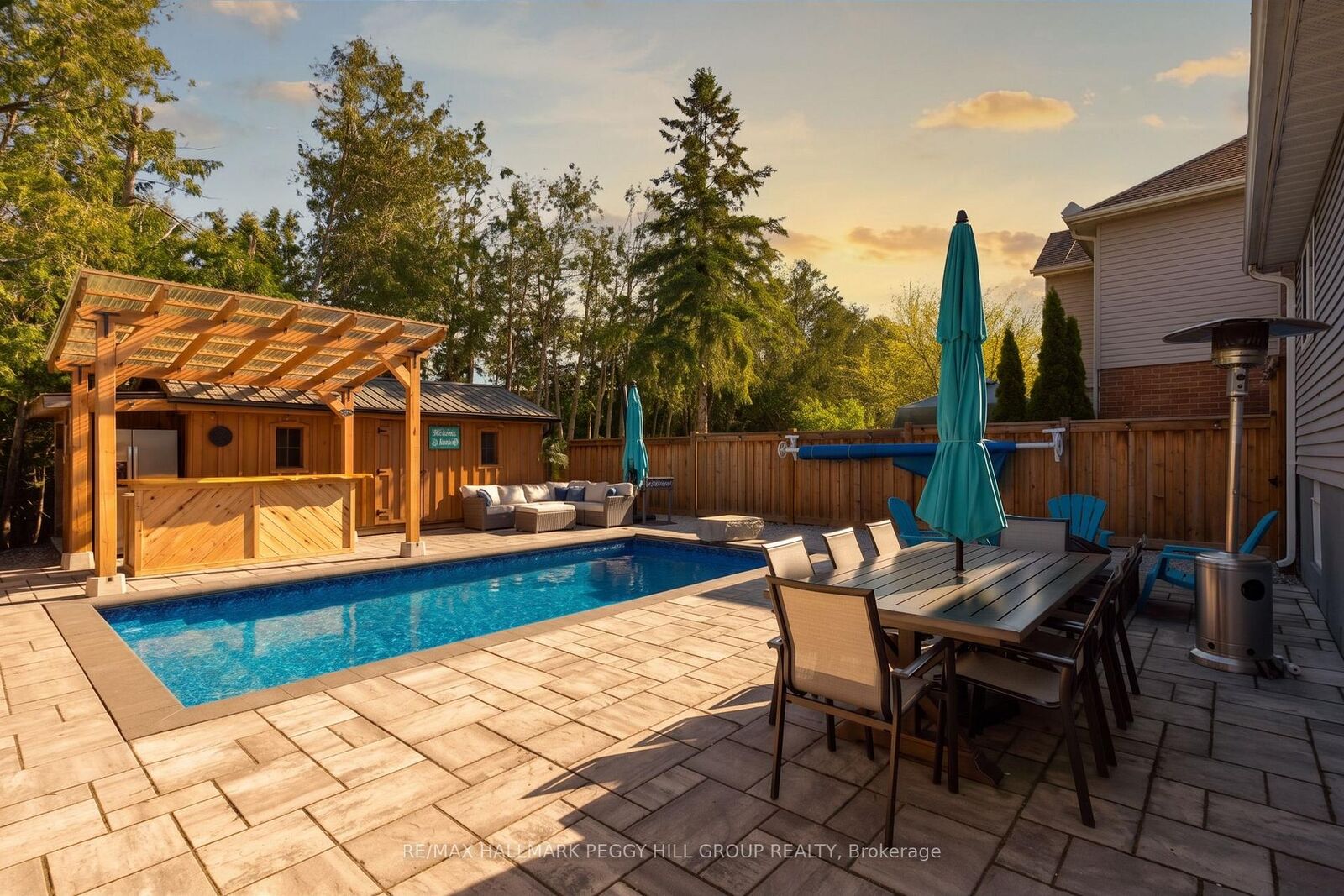Property Photo:  44 Knicely Road  ON L4N 6V3 