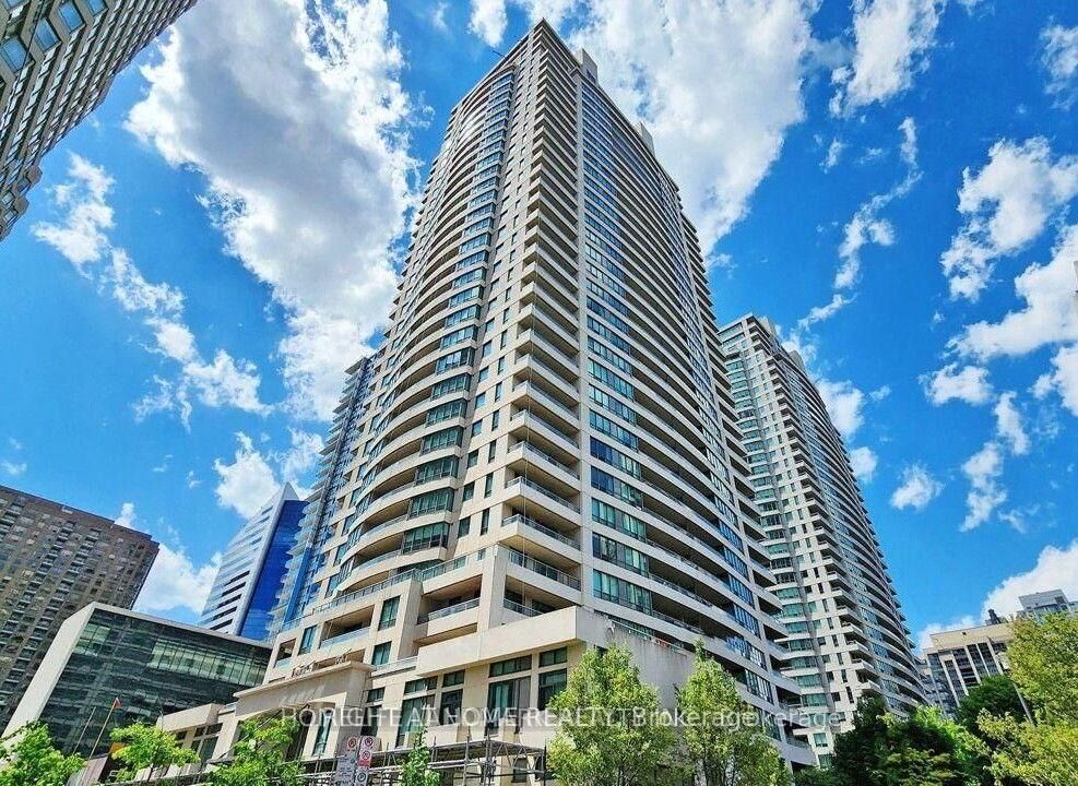 Property Photo: 18 Spring Garden Avenue 3207 ON M2N 7M2