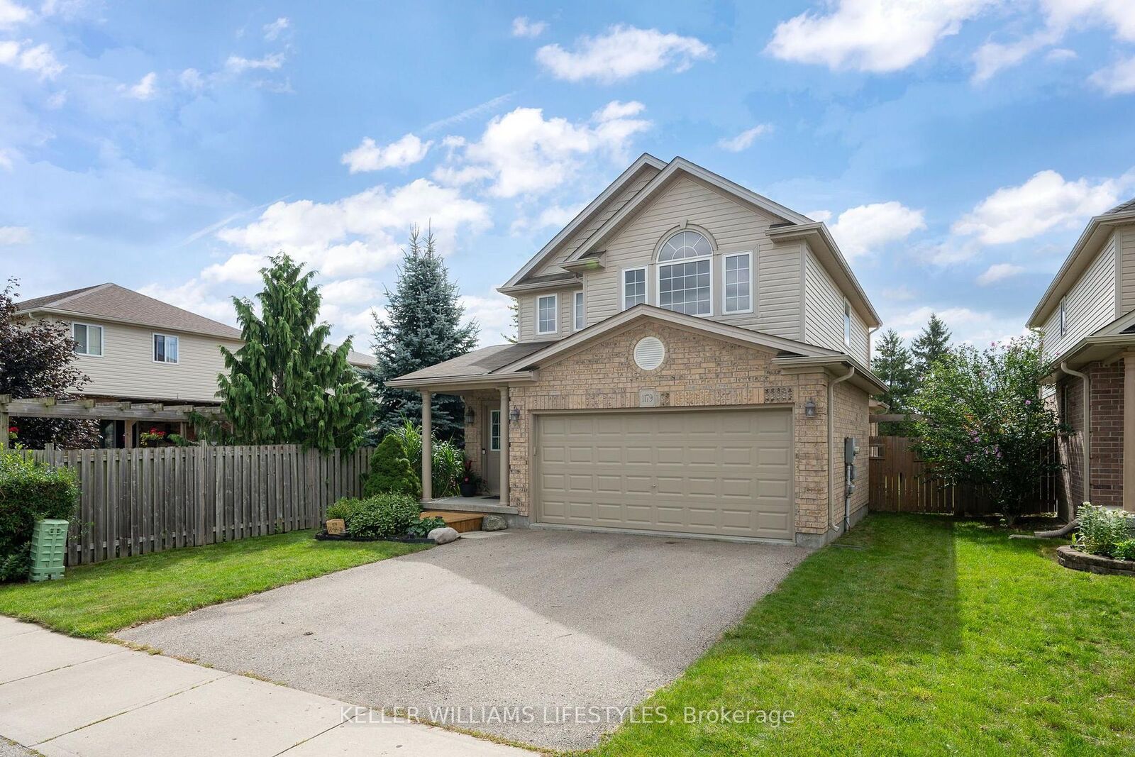 Property Photo:  1179 Silverfox Drive  ON N6G 0C8 