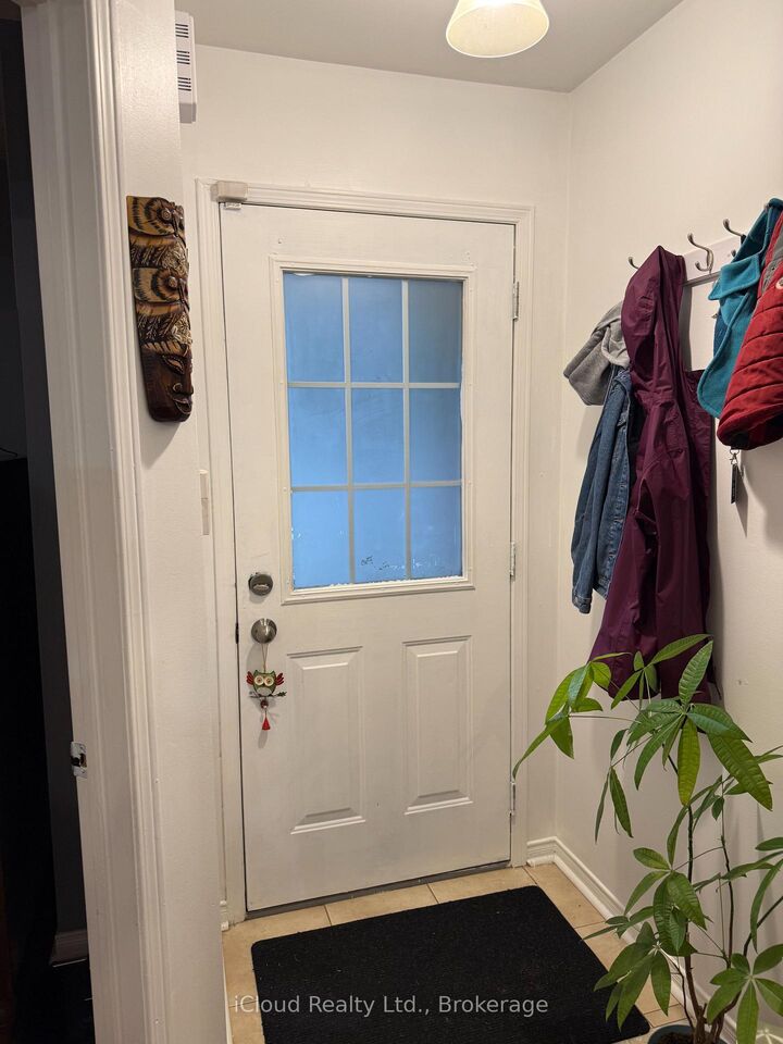Property Photo:  1489 Heritage Way 46  ON L6M 4M7 