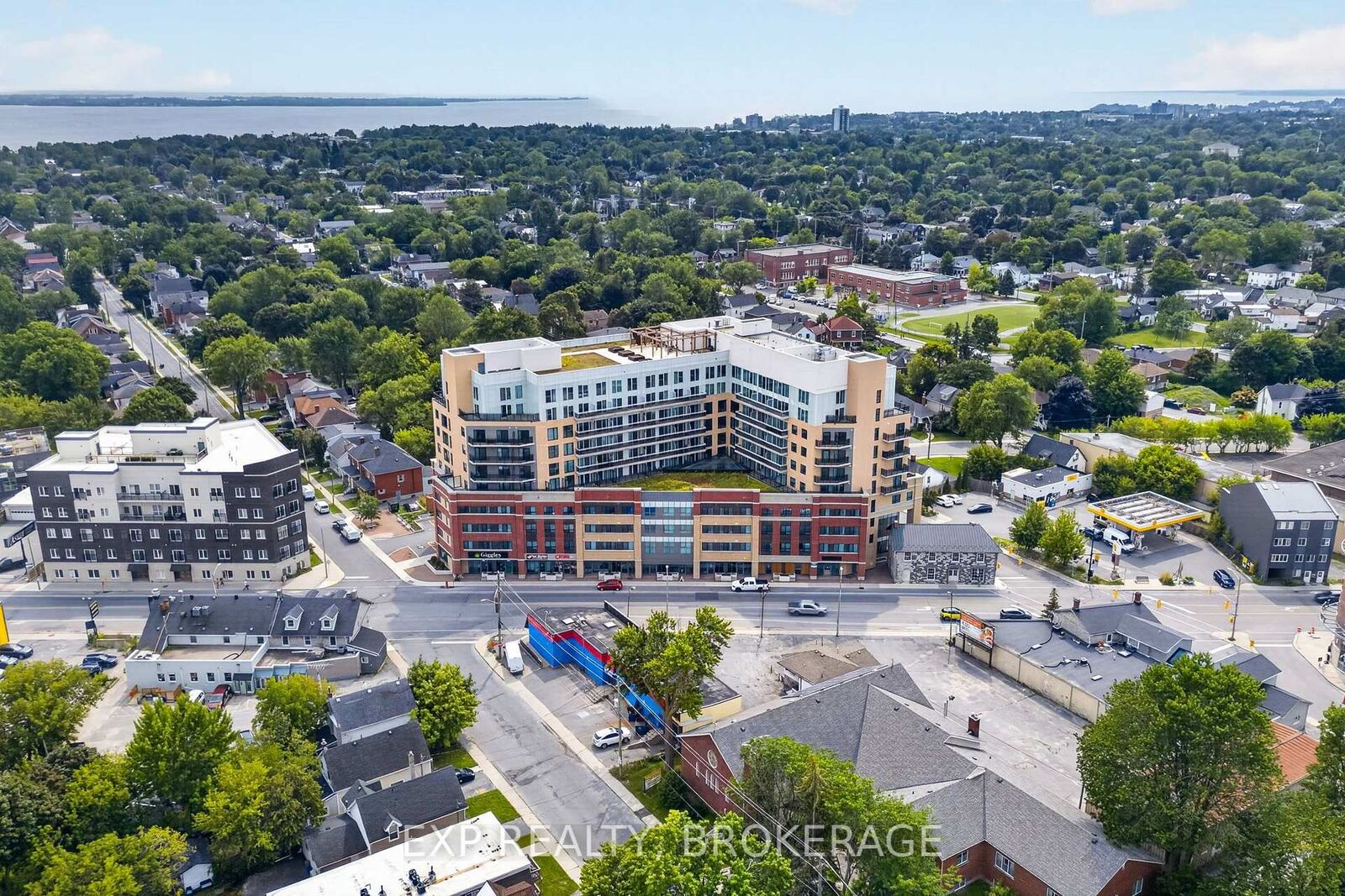 Property Photo:  652 Princess Street 326  ON K7L 1E5 