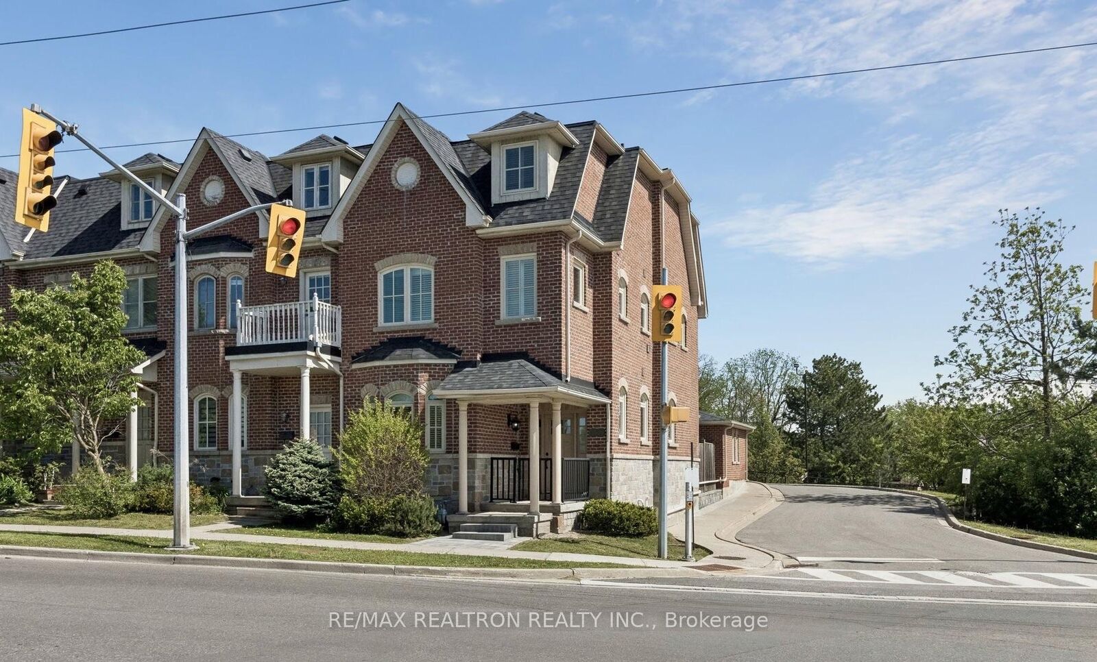 Property Photo:  37 Bullock Drive  ON L3P 8P1 