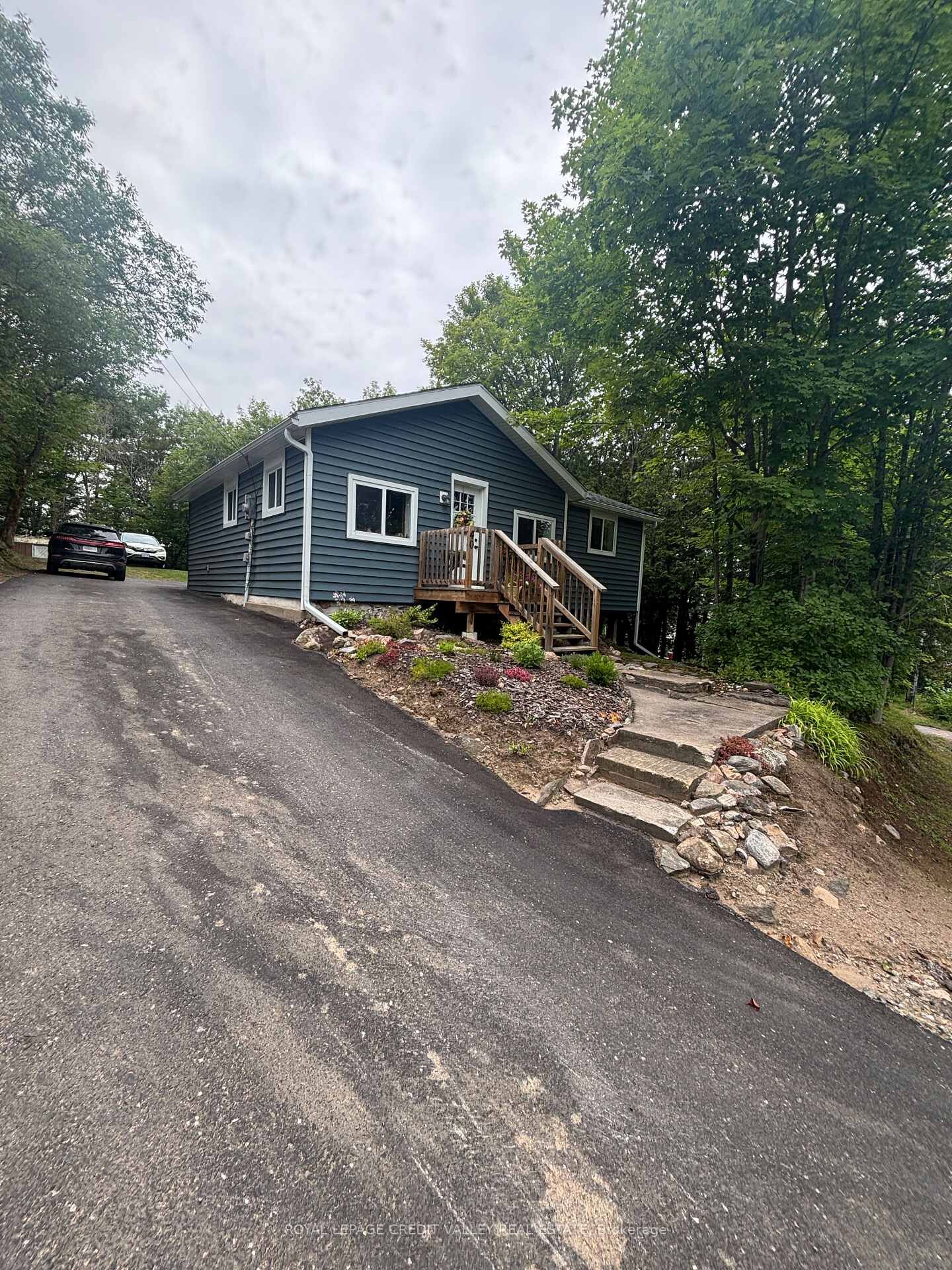 Property Photo: 40 Cleak Avenue N ON K0L 1C0