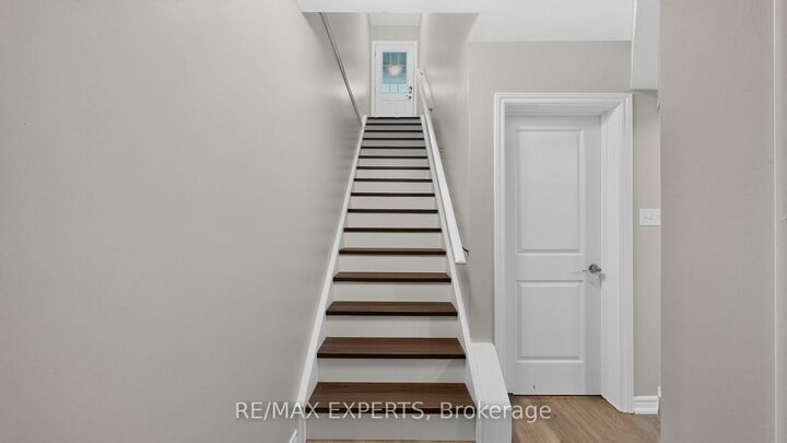 Property Photo:  246 Penetanguishene Road 13  ON L4M 7C2 