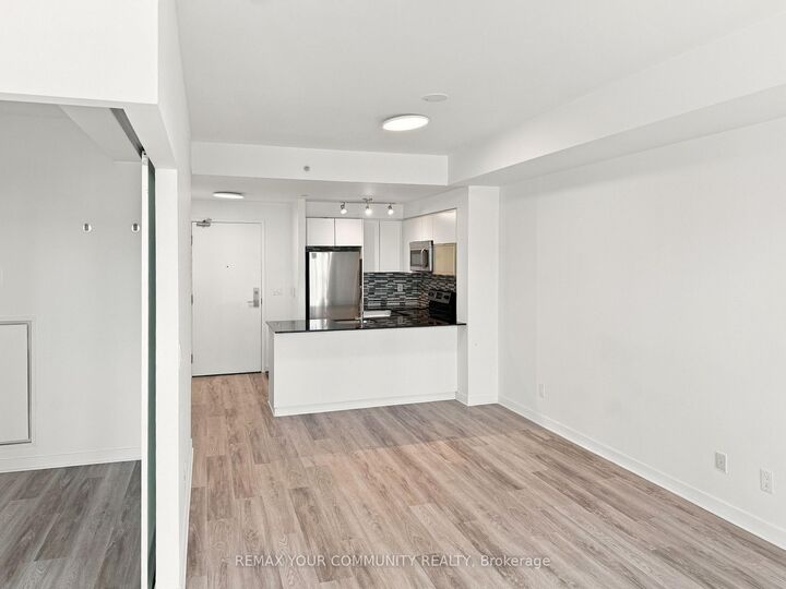 Property Photo: 150 East Liberty Street 618 ON M6K 3R5