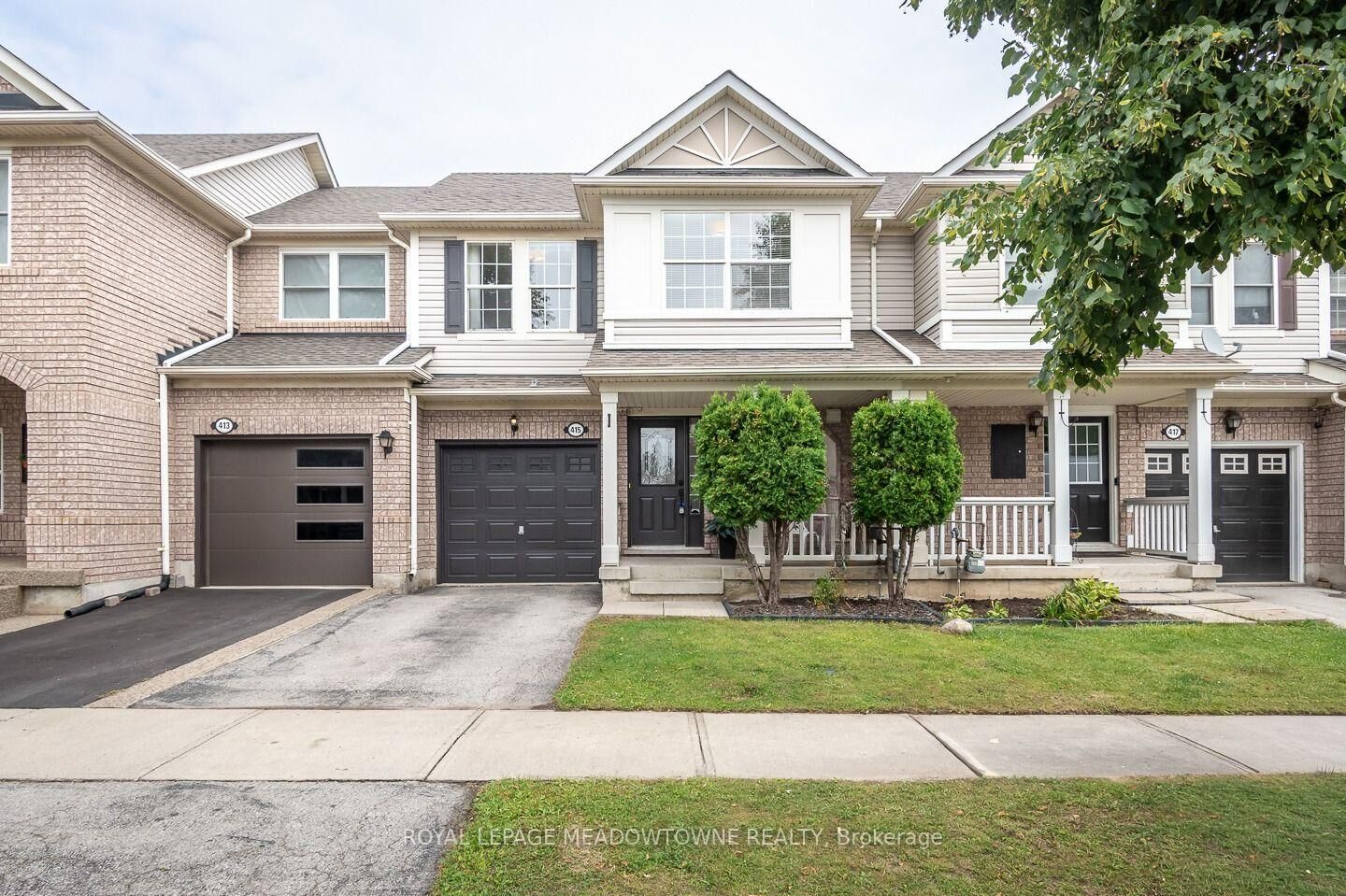 Property Photo:  415 Bundy Drive  ON L9T 5N7 