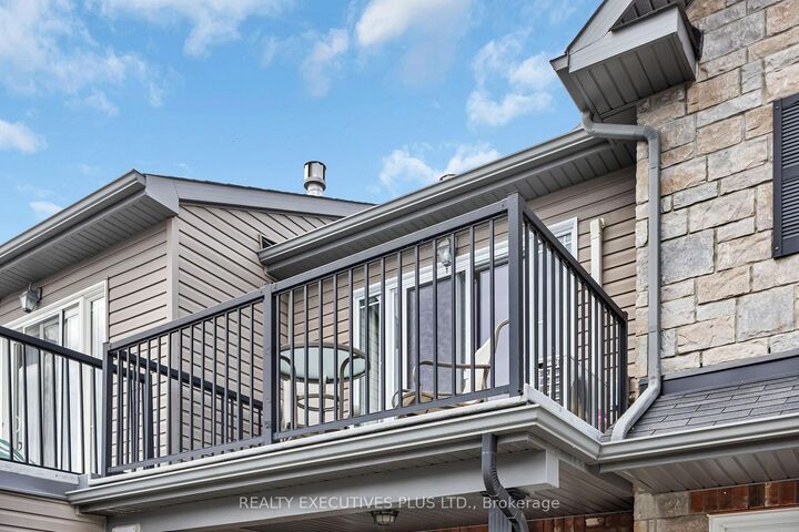 Property Photo:  205 Eliot Street 506  ON K4K 0G4 