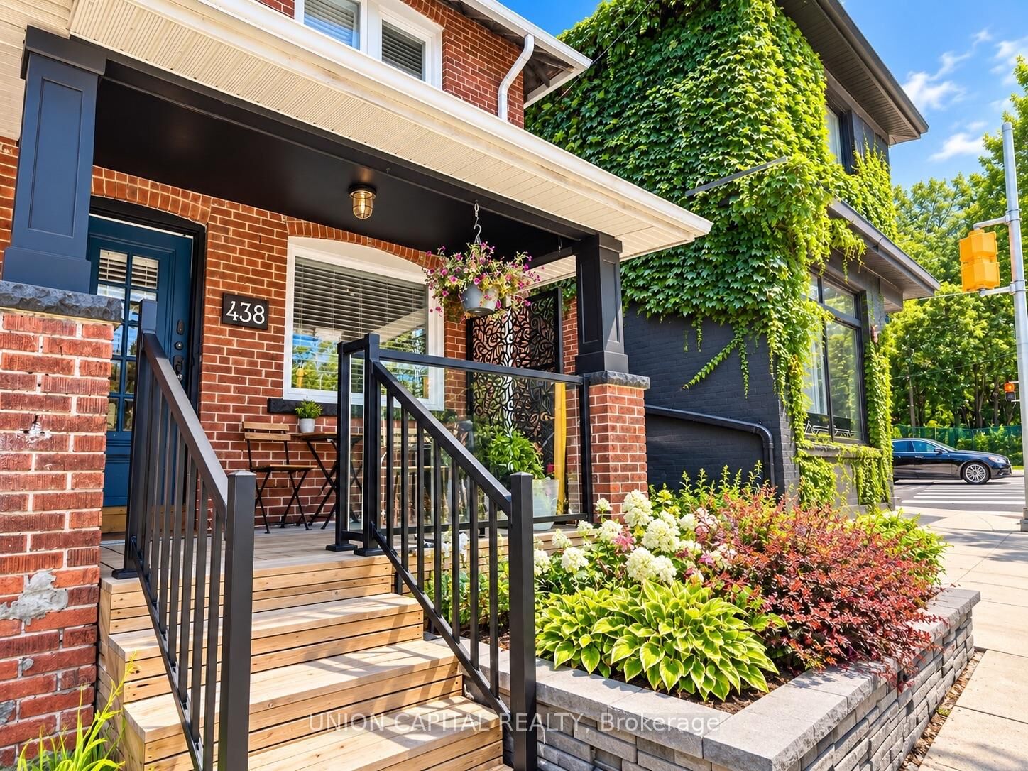 Property Photo:  438 Christie Street  ON M6G 3C6 