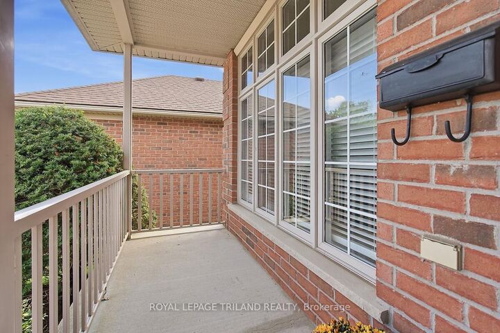 Property Photo:  14 Cadeau Terrace 58  ON N6K 4X5 