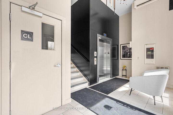 Property Photo:  110 Cortile Private 402  ON K1V 2S8 