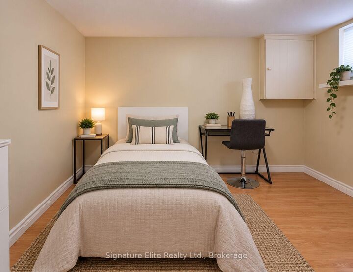 Property Photo:  7 Kencliff Crescent Lower #B  ON M1P 4E2 