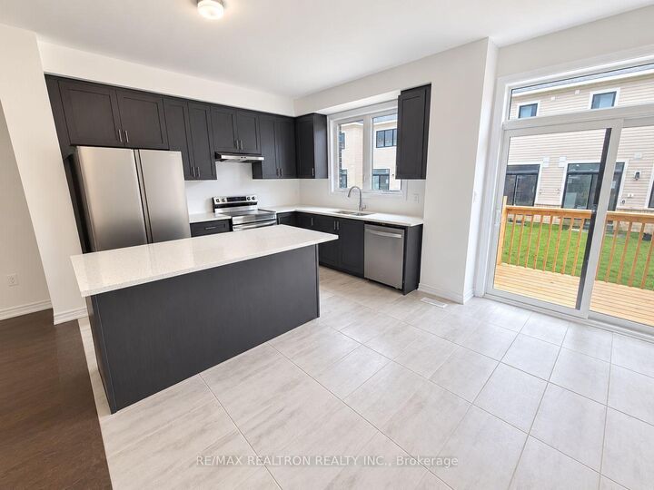 Property Photo:  79 Milady Crescent  ON L9J 0X2 