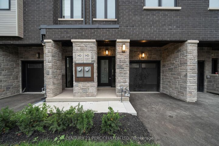 Property Photo:  6635 Clock Court 5  ON L5W 1N2 