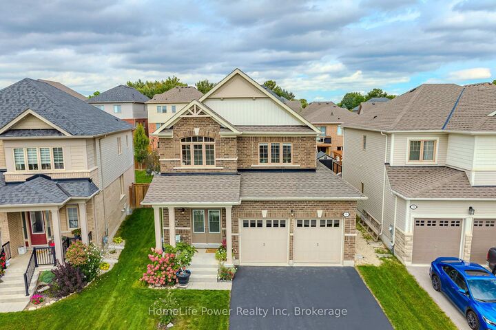 Property Photo:  54 Elliot Avenue E  ON N1M 0G9 