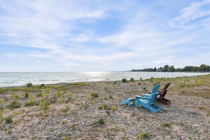 Property Photo:  110 Lakehurst Street  ON K0K 1H0 