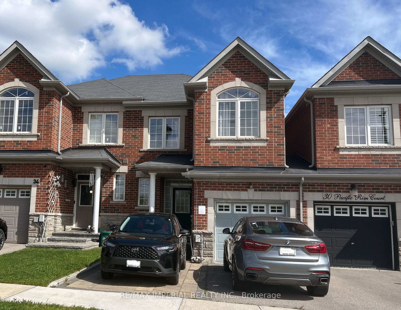 Property Photo:  32 Pacific Rim Court Upper Floor  ON L4E 0W8 