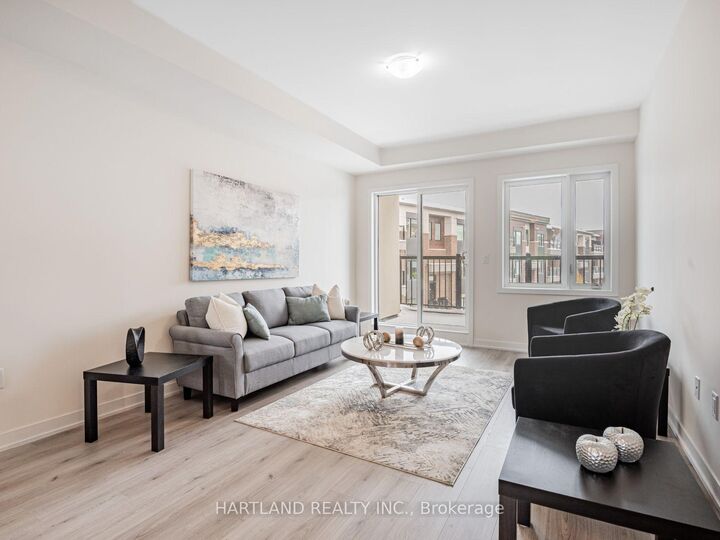 Property Photo:  1695 Dersan Street 104  ON L1X 0S9 