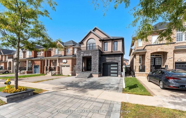 Property Photo:  164 Canada Drive  ON L4K 0K1 