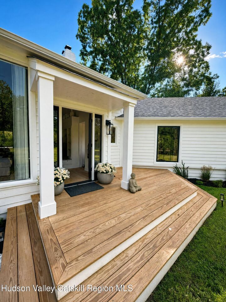 Property Photo:  12 W Ohayo Mountain  NY 12409 