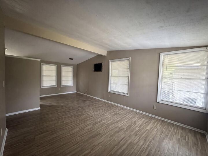 Property Photo:  1016 Hillside Drive  GA 31601 