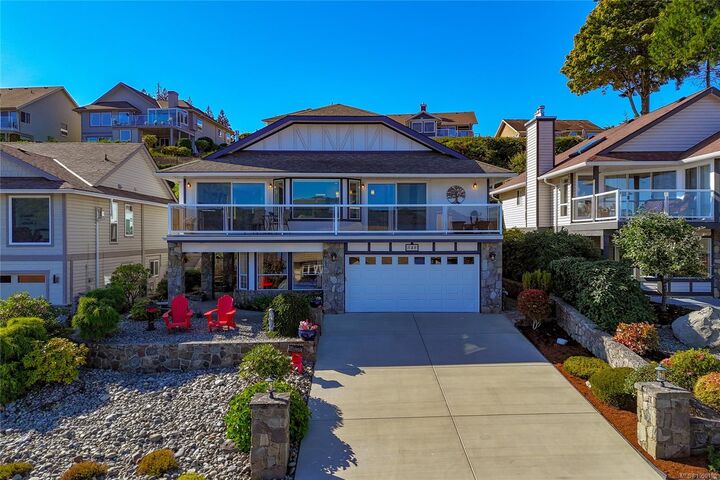 Property Photo:  548 Marine View  BC V8H 0K8 