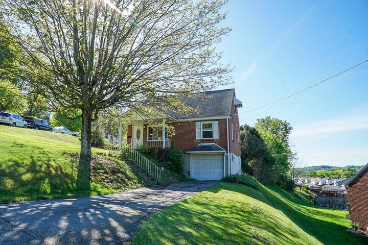 Property Photo:  434 Mary St  PA 15644 