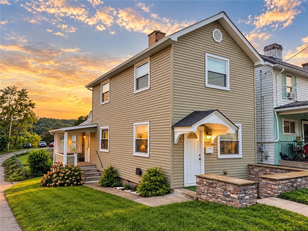 Property Photo:  432 Market St  PA 15012 