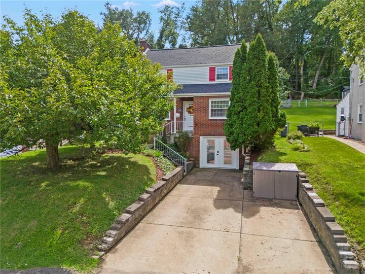 Property Photo:  322 Vanadium Road  PA 15243 