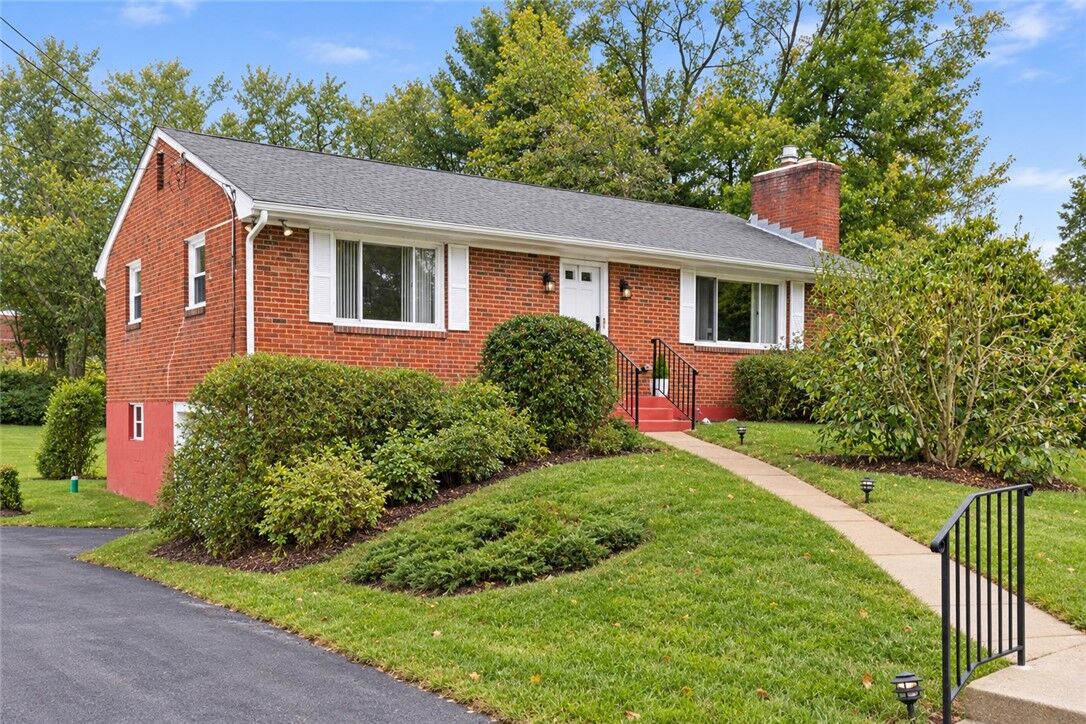 Property Photo:  4043 Ewalt Rd  PA 15044 