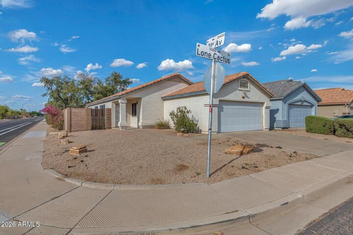 Property Photo:  3072 W Lone Cactus Drive  AZ 85027 