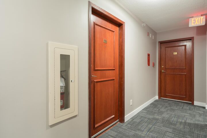 Property Photo:  1238 Melville Street 807  BC V6E 4N2 
