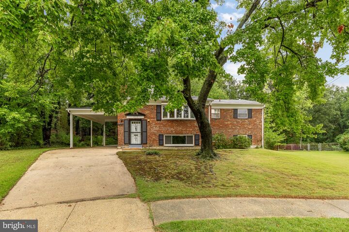 Property Photo:  8513 Carrollton Parkway  MD 20784 