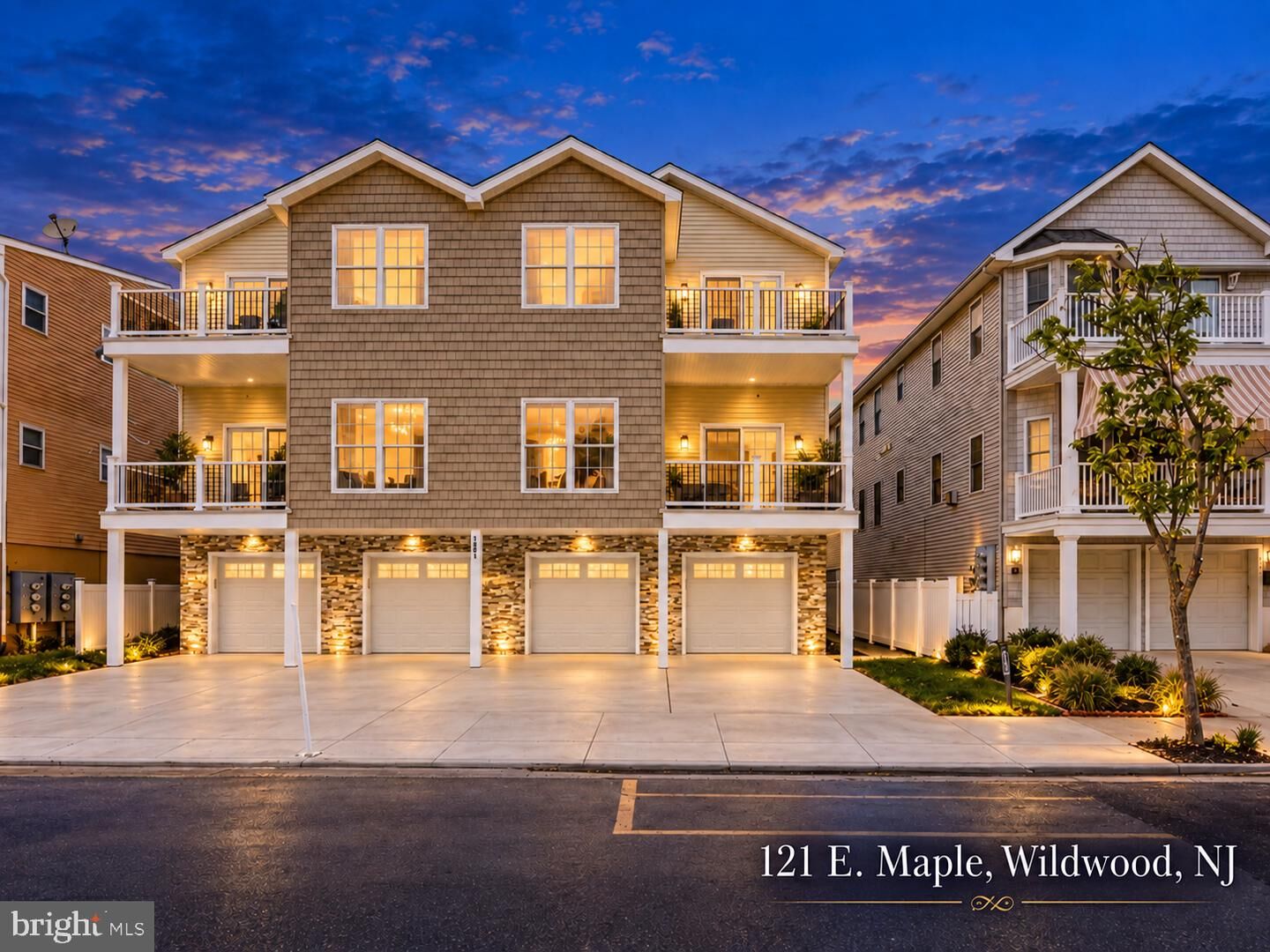 Property Photo:  121 E Maple Avenue 2  NJ 08260 