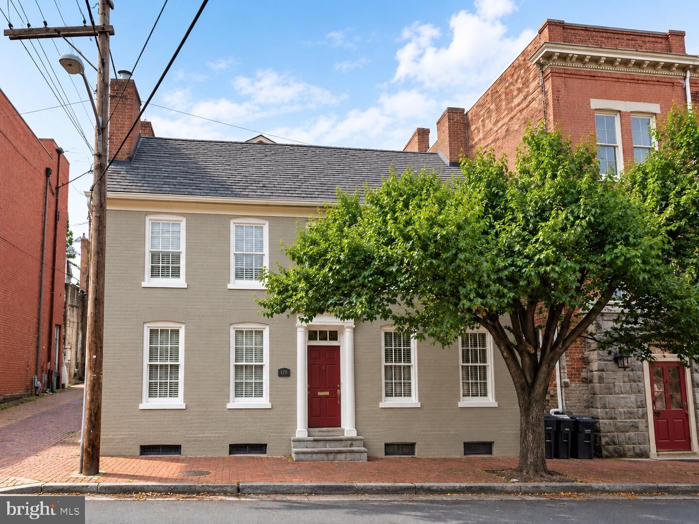 Property Photo:  209 Hanover Street 4  VA 22401 
