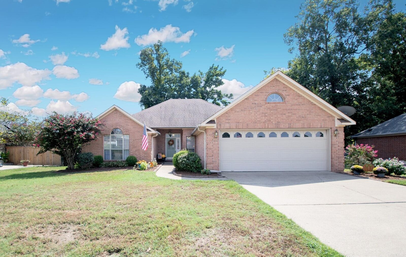 Property Photo:  131 Deauville Drive  AR 72113 