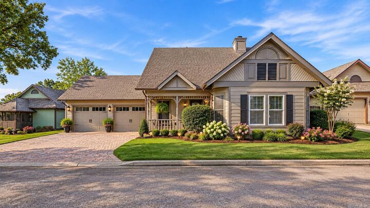 Property Photo:  2625 Greenbriar  AR 72401 