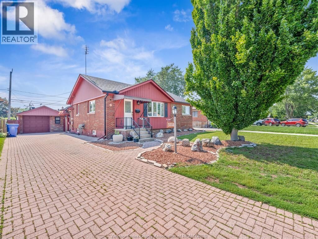 Property Photo:  3551 Dominion Boulevard  ON N9E 2P1 