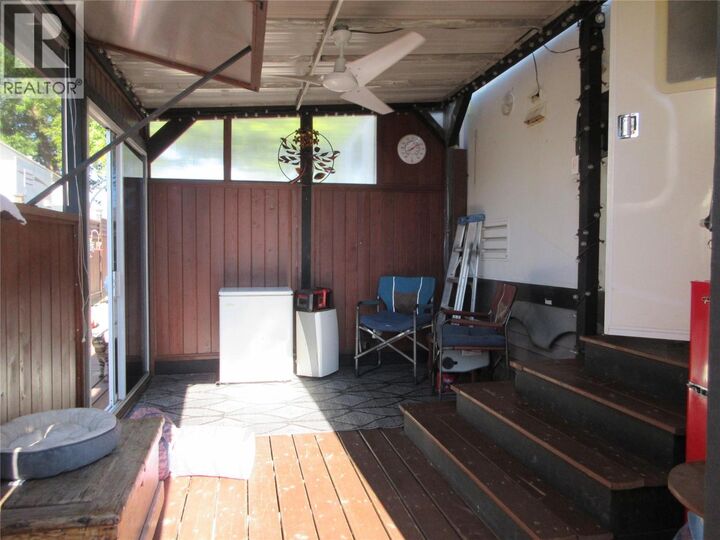 Property Photo: 415 Commonwealth Road 18 BC V4V 1P4