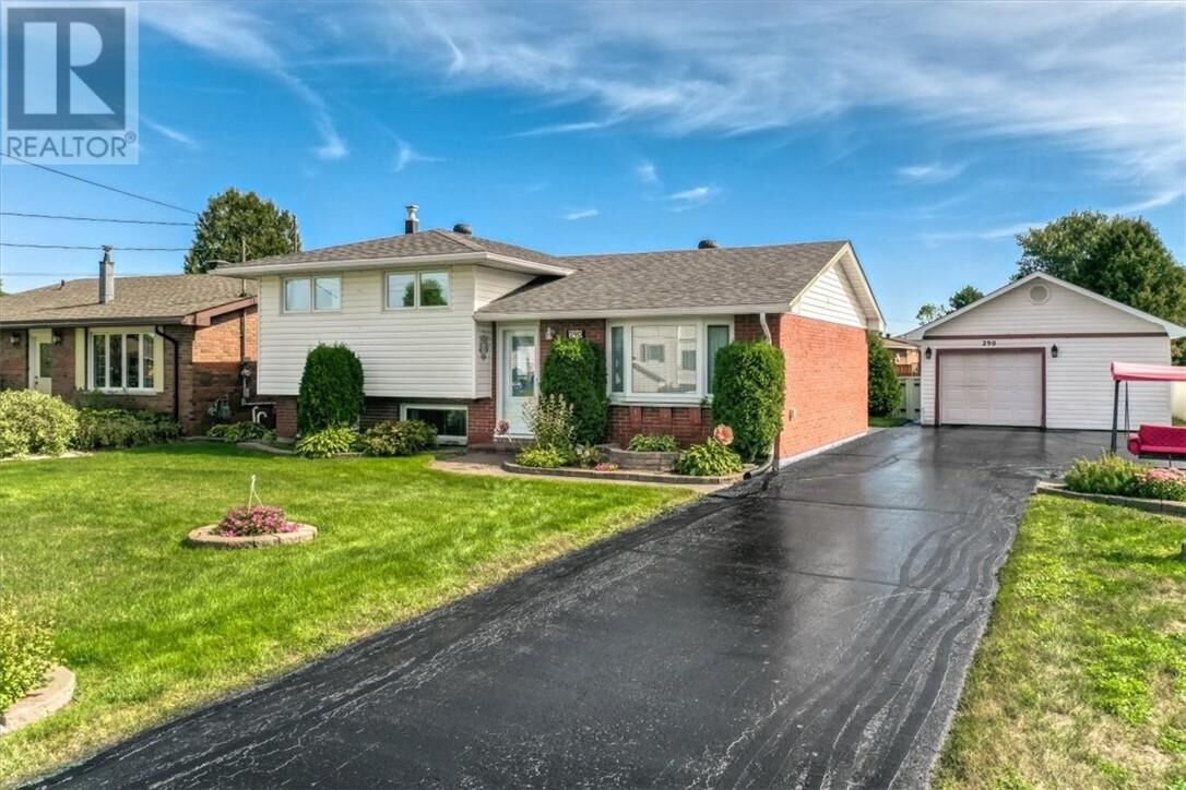 Property Photo:  290 Cote Avenue  ON P0M 1L0 