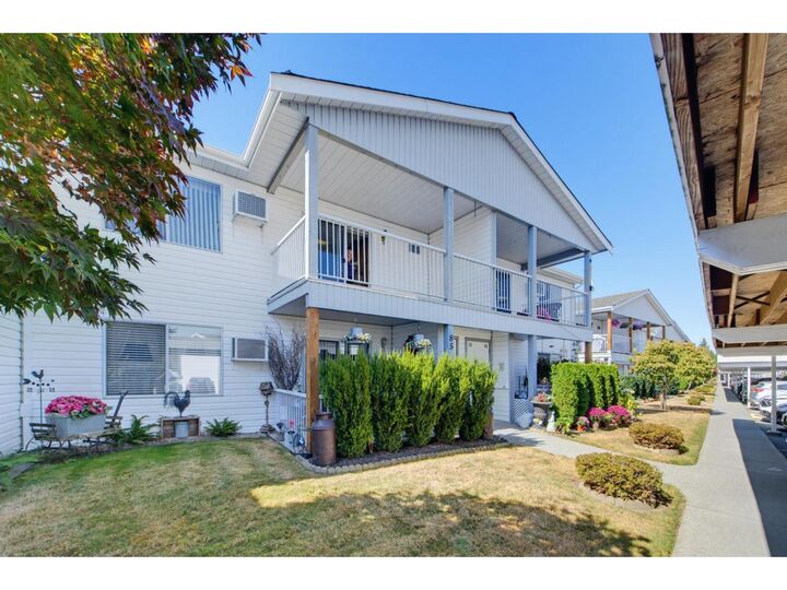 Property Photo: 32691 Garibaldi Drive 86 BC V2T 5T7