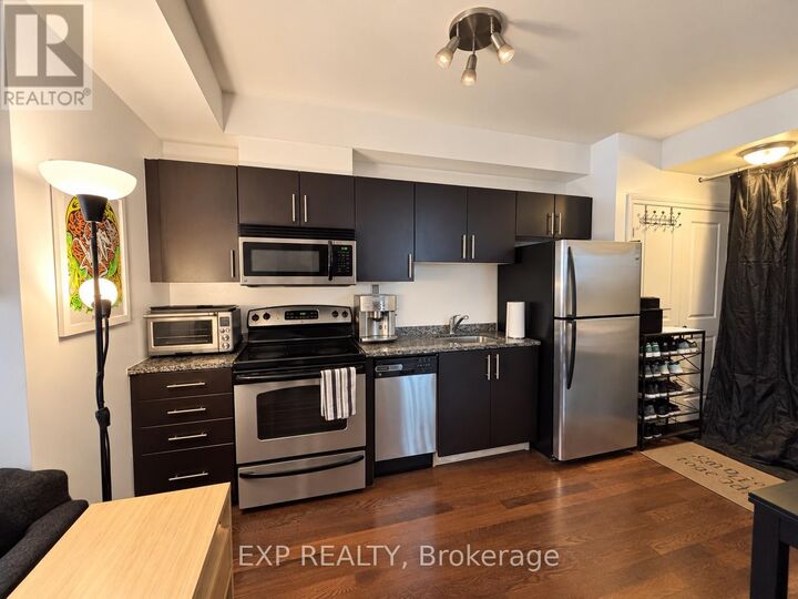 Property Photo:  429 Kent Street 108  ON K2P 1B5 