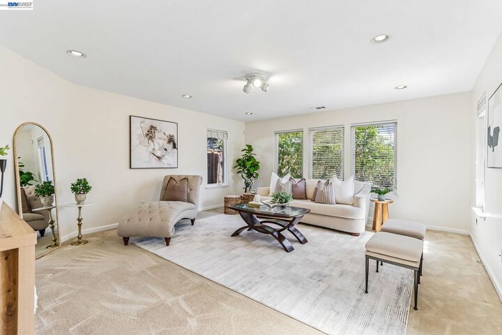 Property Photo:  360 N I St  CA 94551 