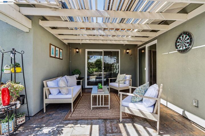 Property Photo:  360 N I St  CA 94551 