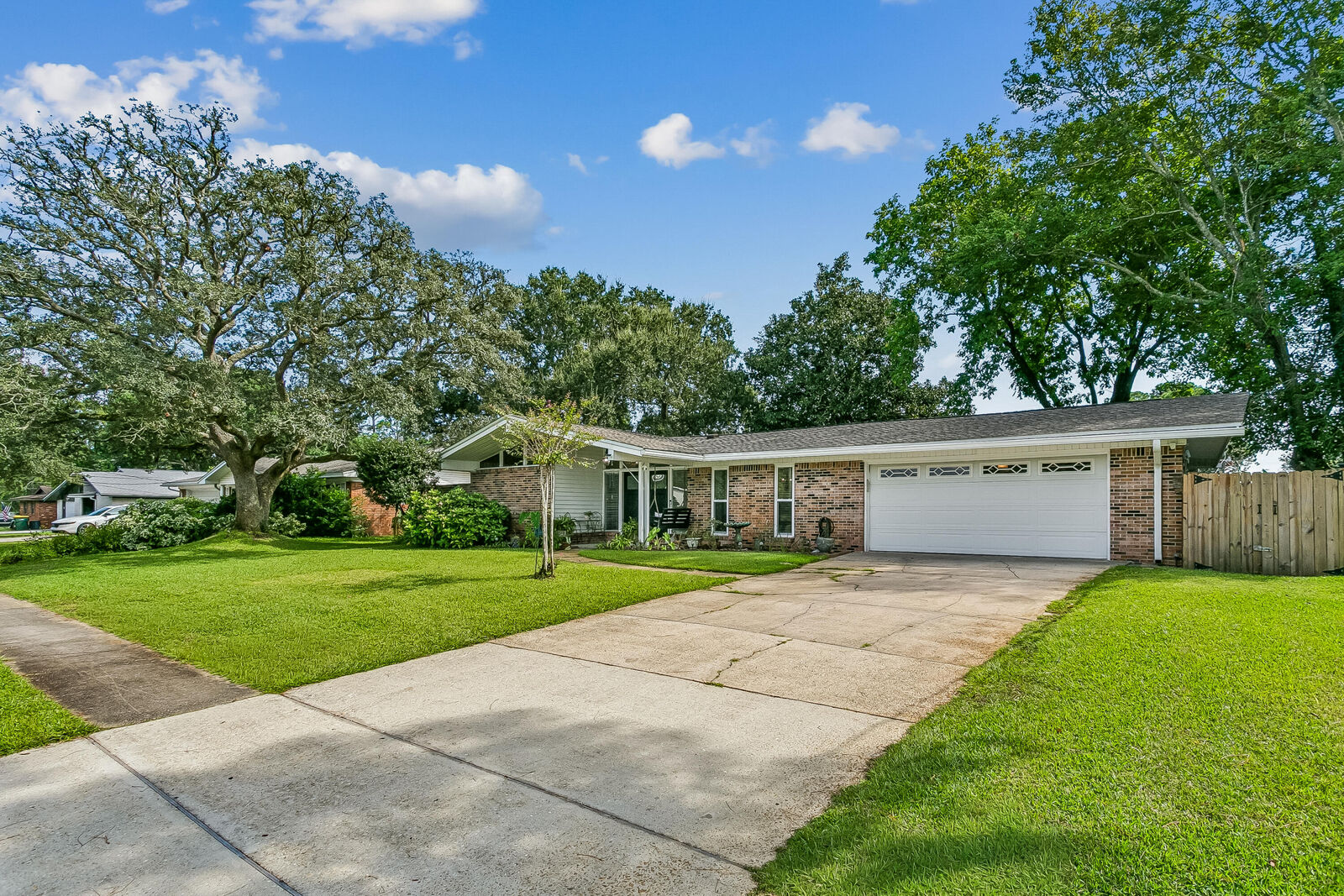 Property Photo:  340 NW Holmes Boulevard  FL 32548 