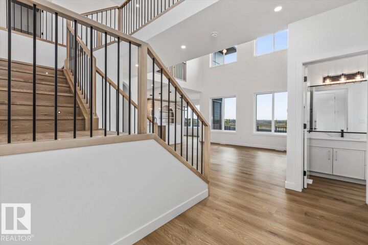 Property Photo: 25 Owl Rigde Close AB T8L 1Y4