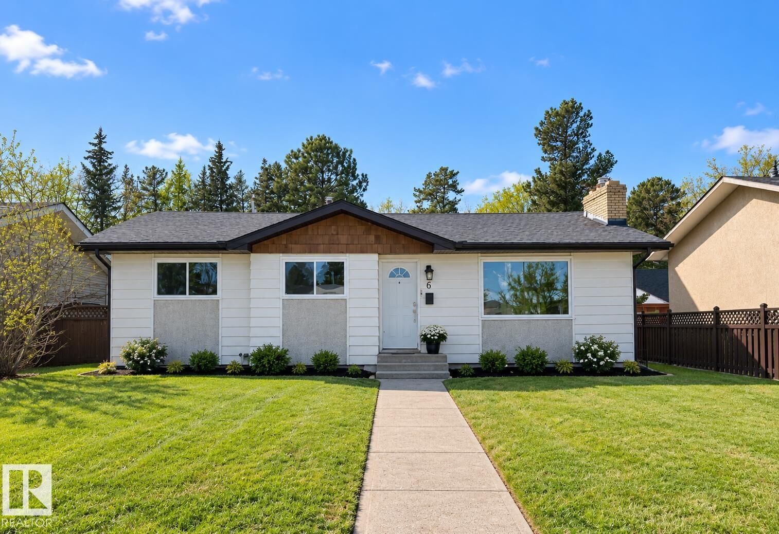 Property Photo: 6 Manor Drive Bsmt AB T7X 2G1