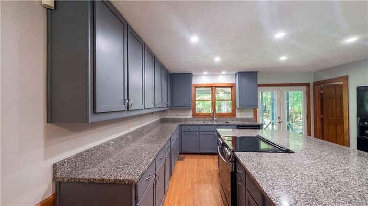 Property Photo: 100 Joshua Place GA 30215