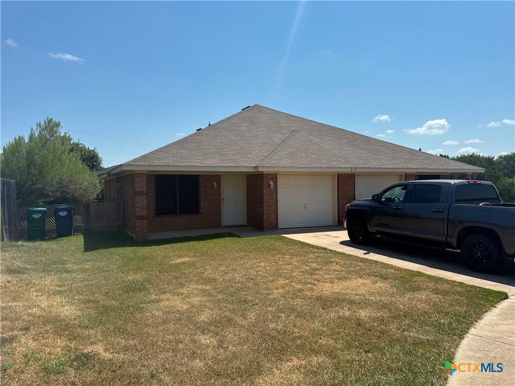 Property Photo:  219 Janelle Drive A & B  TX 76522 