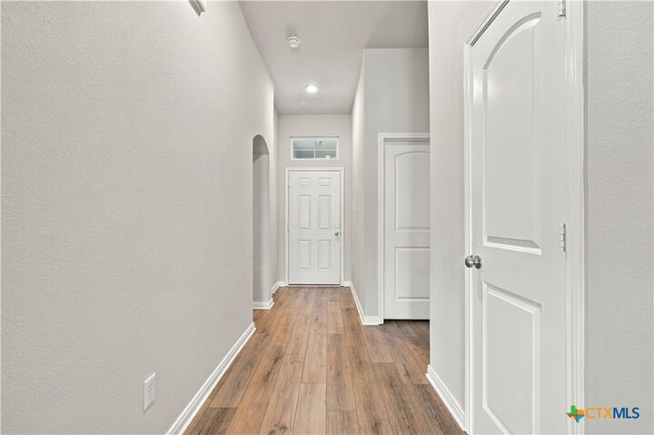 Property Photo:  808 Fallbrook Drive  TX 76502 